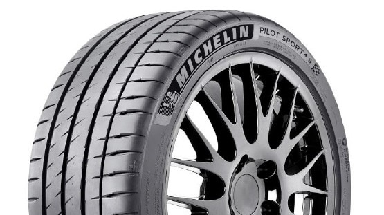 Nouveau pneu Michelin PS4 S