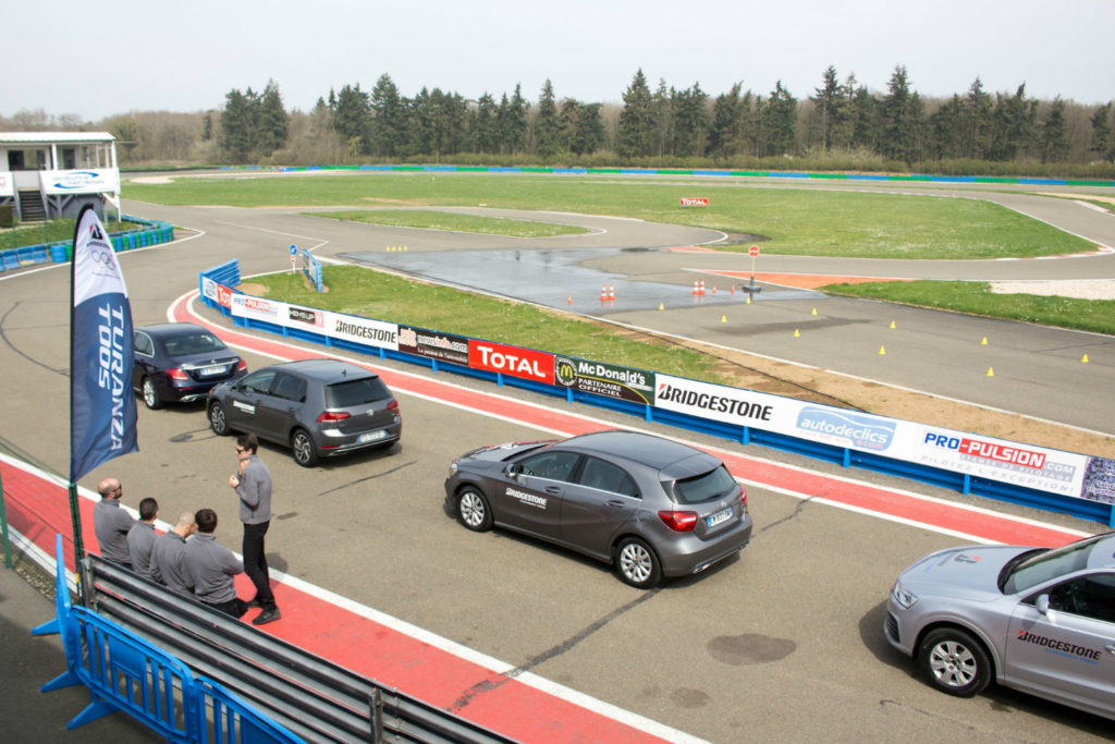 Le pneu Turanza T005 testé sur circuit