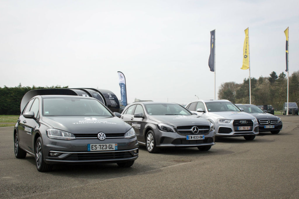 Véhicule pneu Bridgestone Turanza T005